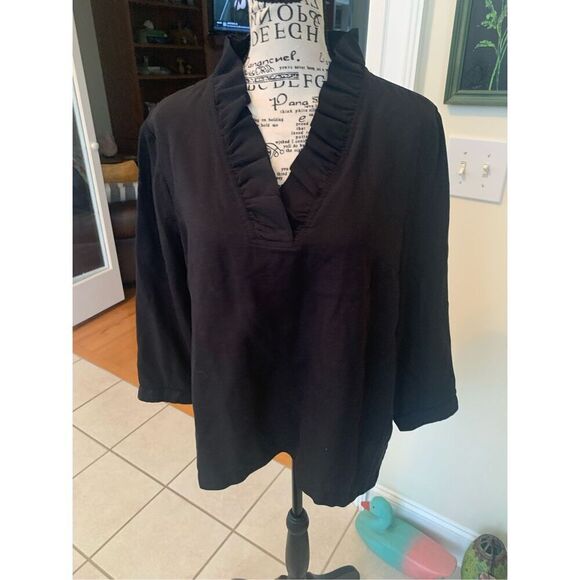 NWT Crown & Ivy Women's 3/4 Sleeve Ruffle Neck Top - Picture 2 of 10